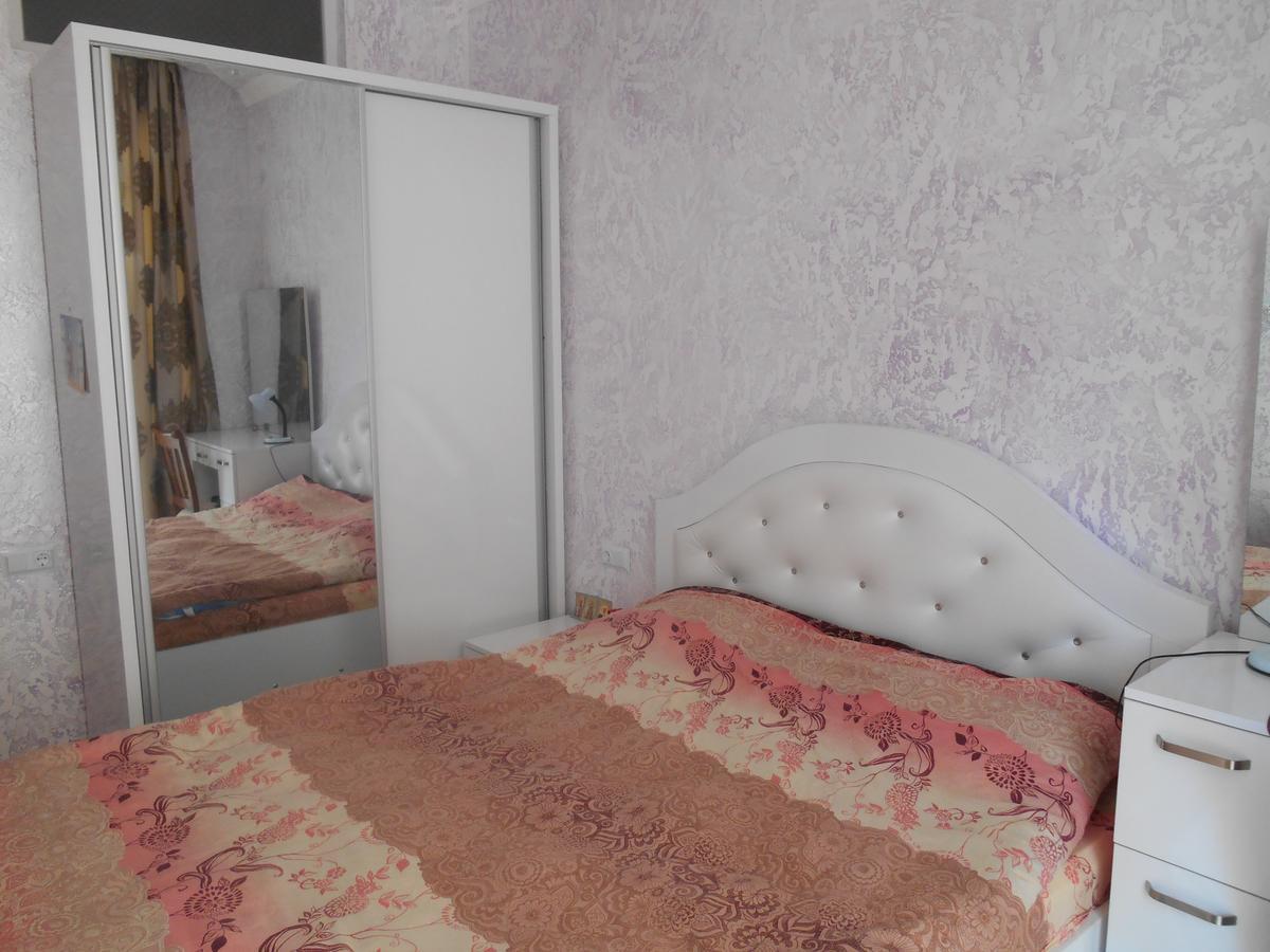 Apartment On Gorgiladze 28 Батуми Экстерьер фото