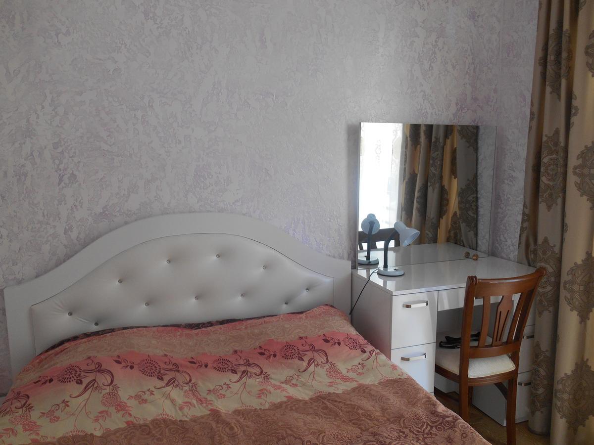 Apartment On Gorgiladze 28 Батуми Экстерьер фото